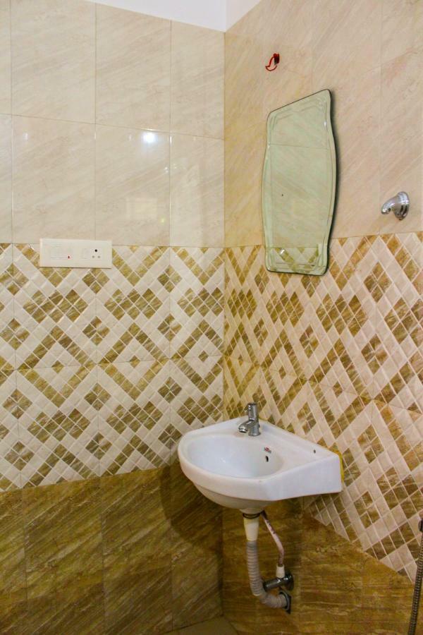 Magic Land Resorts Athirapally Irinjalakuda Екстер'єр фото