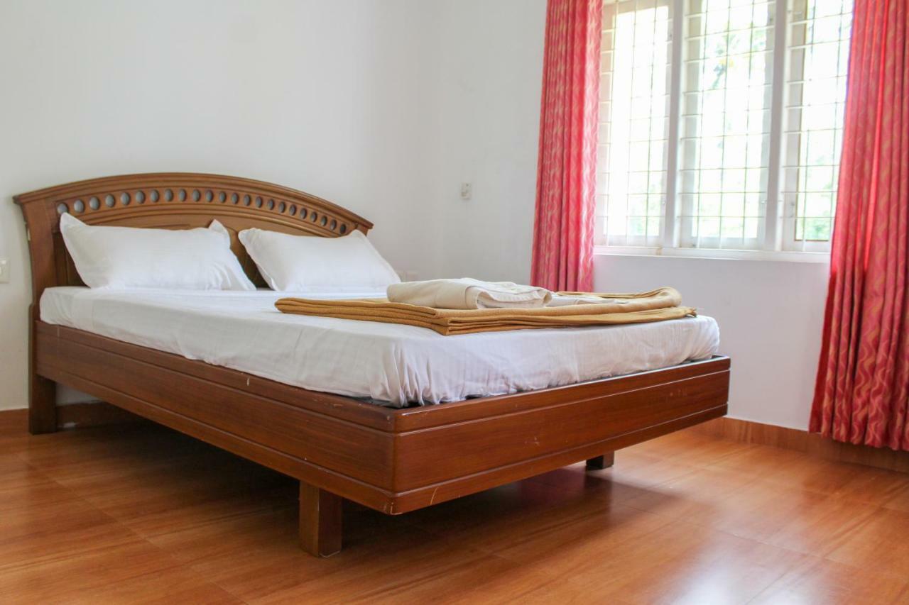 Magic Land Resorts Athirapally Irinjalakuda Екстер'єр фото